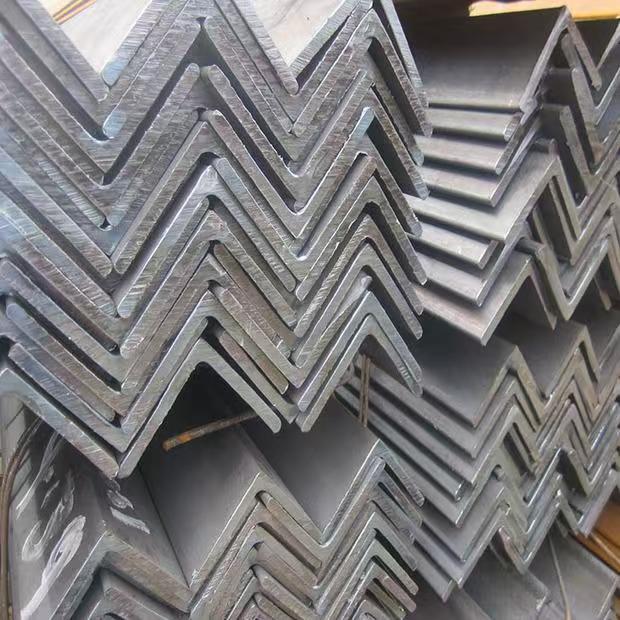 Q235B等边角钢国标现货建筑钢结构专用