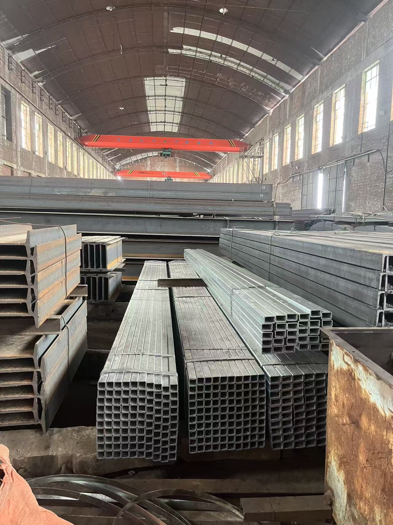 Q235B方矩管80*80*4国标热轧方形钢管工程结构用现货直发